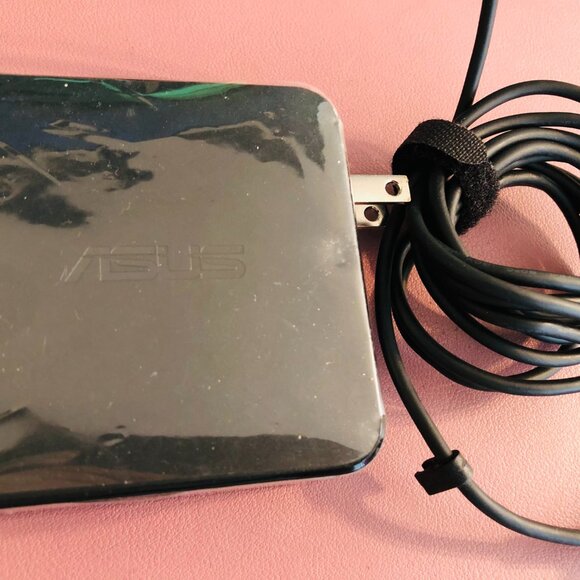 Asus Laptop AC Adapter (AD887320 010-2LF) - Picture 2 of 2